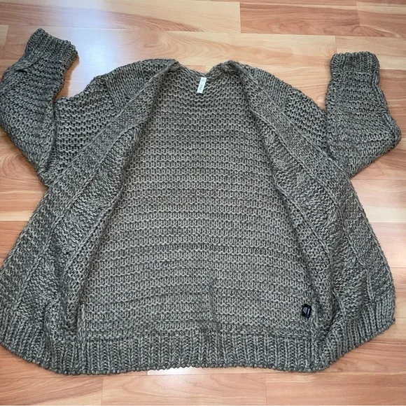 Wishlist Green Chunky Open Cable Knit Dolman Sleeve Cardigan Sweater Size M/L - Picture 11 of 11